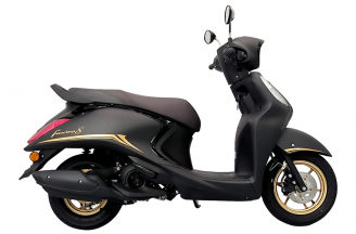 Xe Fascino 125 Fi Hybrid màu đen nhám 2024 Sự tiến bộ trong công nghệ xe máy