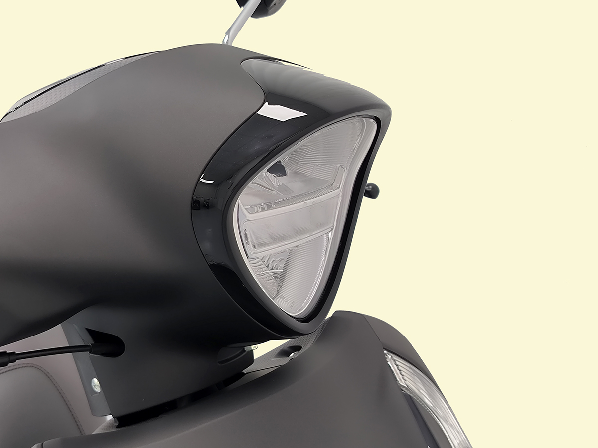 đèn pha led Xe Fascino 125 Fi Hybrid màu đen
